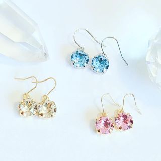 スワロフスキー(SWAROVSKI)の【アレルギー対応】【スワロフスキー】  一粒ピアス・ノンホールピアス・イヤリング(イヤリング)