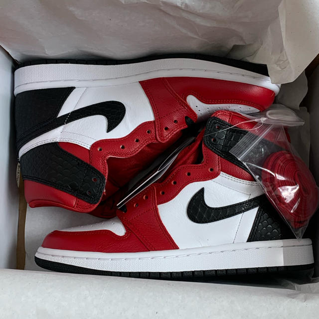 nike jordan 1 w23.5