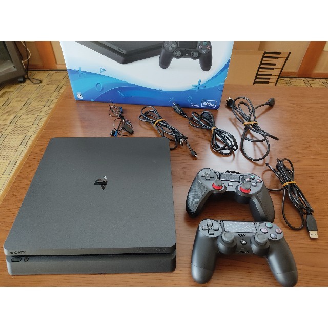 ゲームソフト/ゲーム機本体SONY PlayStation4 本体 CUH-2200AB01