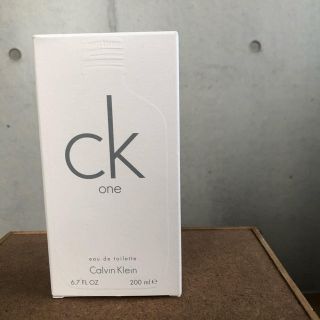 カルバンクライン(Calvin Klein)のカルバン・クライン Calvin Klein 香水 200ml (ユニセックス)