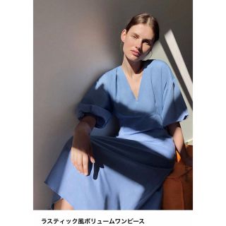 ザラ(ZARA)の新品●ザラ●zara●ラスティック風ボリュームワンピース　ブルー　リネン.xs(ロングワンピース/マキシワンピース)