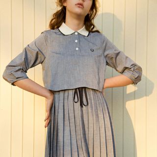 CAROLINA GLASER - カロリナグレイサー FRED PERRY 襟付き プリーツ