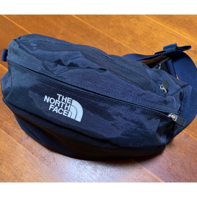 THE NORTH FACE(ザノースフェイス)の極美品　ノースフェイス ウエストバッグ ウエストポーチ　sweep メンズのバッグ(ウエストポーチ)の商品写真