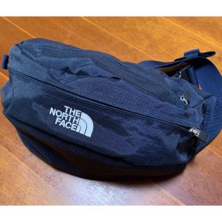 ザノースフェイス(THE NORTH FACE)の極美品　ノースフェイス ウエストバッグ ウエストポーチ　sweep(ウエストポーチ)