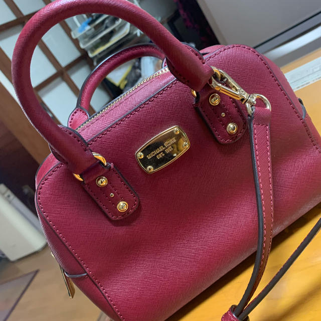 Michael Kors(マイケルコース)のイーサン専用 レディースのバッグ(ショルダーバッグ)の商品写真