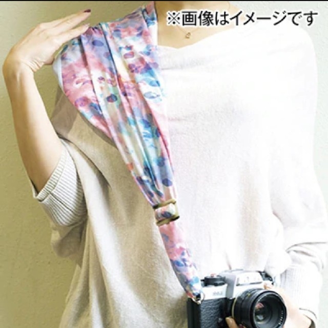 sakura カメラスリング　カメラストラップ　おまけ付き スマホ/家電/カメラのカメラ(ケース/バッグ)の商品写真