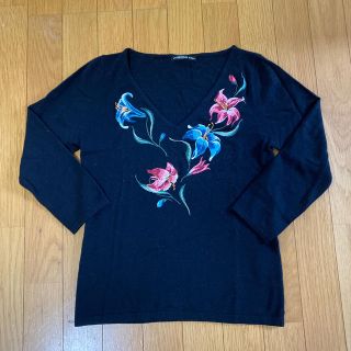 ヴィヴィアンタム(VIVIENNE TAM)のヴィヴィアンタム　刺繍ニット　黒　レディース(ニット/セーター)