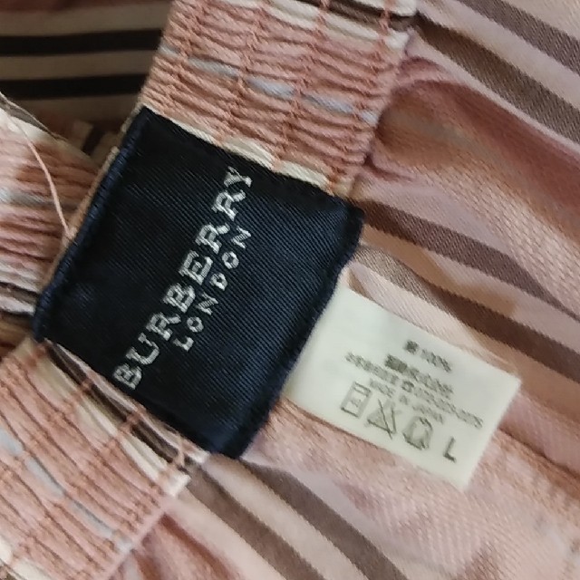 BURBERRY(バーバリー)のBURBERRYパンツ👖 メンズのパンツ(ショートパンツ)の商品写真