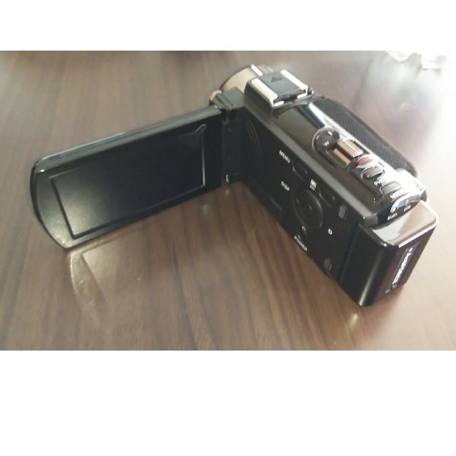 箱、カバー付き ビデオカメラ スマホ/家電/カメラのカメラ(ビデオカメラ)の商品写真