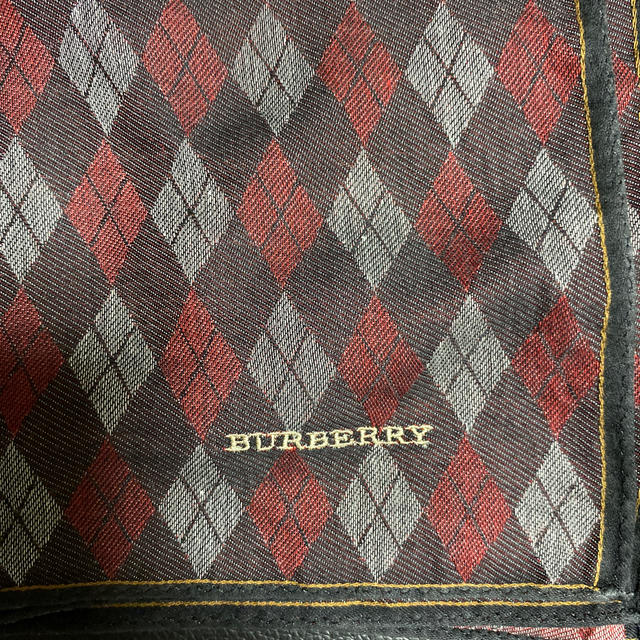 BURBERRY(バーバリー)のバーバリー　ハンカチ　中古　アーガイル レディースのファッション小物(ハンカチ)の商品写真