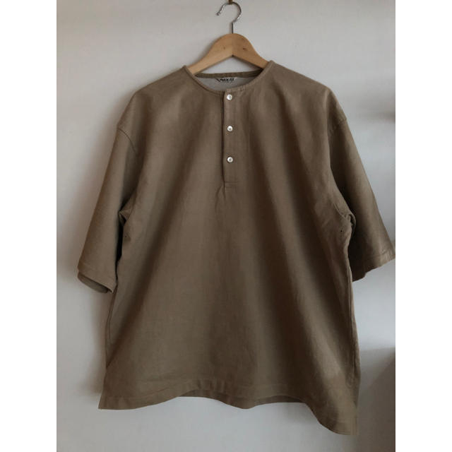 COMOLI(コモリ)の【専用】AURALEE  STAND UP HENLEY TEE   メンズのトップス(Tシャツ/カットソー(半袖/袖なし))の商品写真