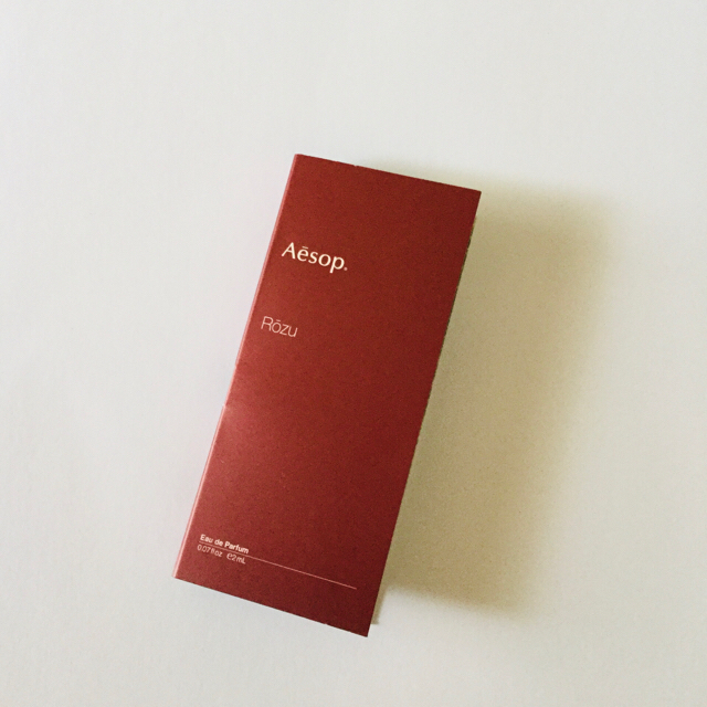 Aesop(イソップ)のAesop イソップ  ローズオードパルファム　サンプル 2ml コスメ/美容の香水(ユニセックス)の商品写真