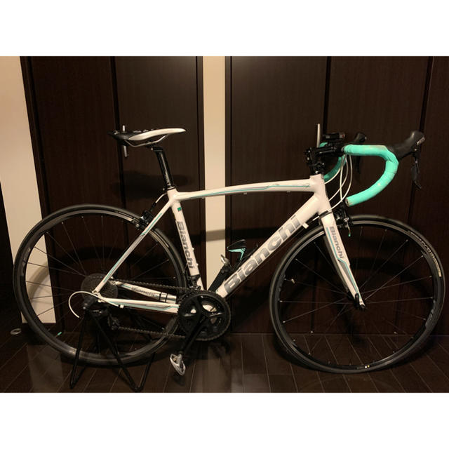 Bianchi(ビアンキ)の【走行少】BIANCHI VIA NIRONE 7 PRO105  2016年式 スポーツ/アウトドアの自転車(自転車本体)の商品写真