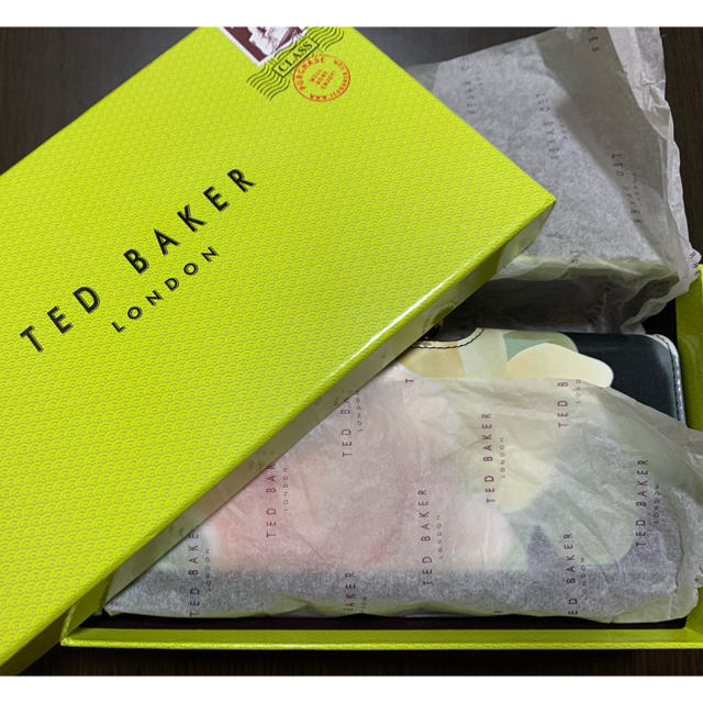 TED BAKER(テッドベイカー)のTED BAKER  ポーセリンローズ レディースのファッション小物(財布)の商品写真