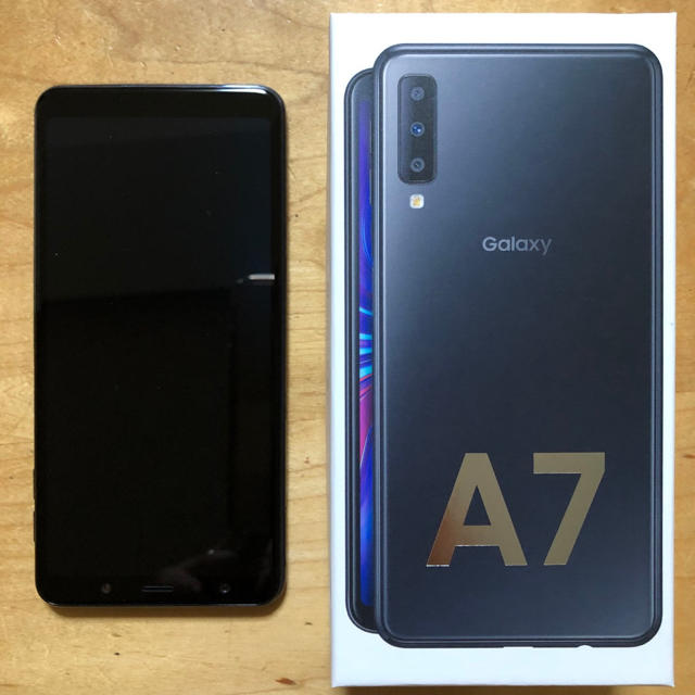 Galaxy A7 ブラック 64GB SIMフリー