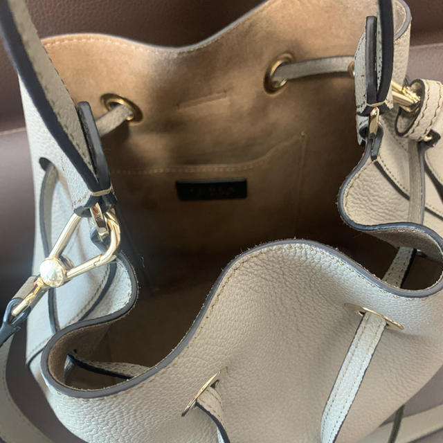 Furla(フルラ)の[i様専用]Furla☆コスタンザ レザー2way Bucketバッグ グレイ レディースのバッグ(ショルダーバッグ)の商品写真