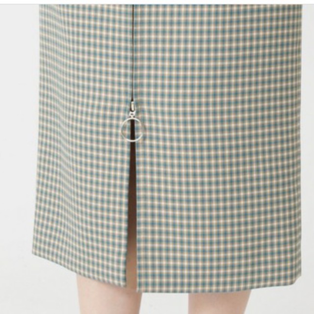 Noble(ノーブル)の専用です　NOBLEガンクラブチェックフープジップタイトスカート レディースのスカート(ひざ丈スカート)の商品写真