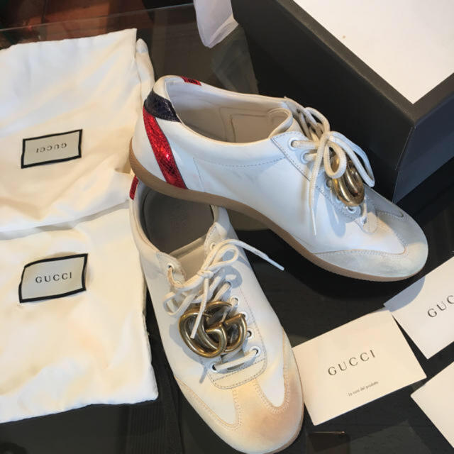 Gucci(グッチ)のGUCCI＊ホワイトレザースニーカー メンズの靴/シューズ(スニーカー)の商品写真