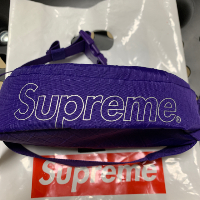 Supreme(シュプリーム)の18aw supreme waist bag purple パープル バッグ メンズのバッグ(ウエストポーチ)の商品写真