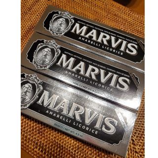 マービス(MARVIS)の新品未使用 MARVIS マービス ブラック 歯みがき粉 85ml　3本セット(歯磨き粉)