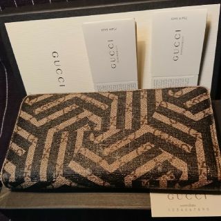 グッチ(Gucci)のグッチGUCCI  カレイド(長財布)