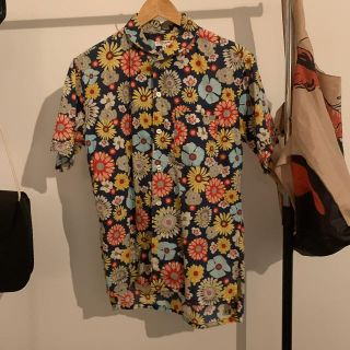 エンジニアードガーメンツ(Engineered Garments)のエンジニアドガーメンツ　花柄シャツ(シャツ)