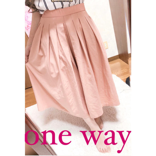 INGNI(イング)の2392.one way ピンクベージュ クロップドパンツ 春夏 レディースのパンツ(クロップドパンツ)の商品写真