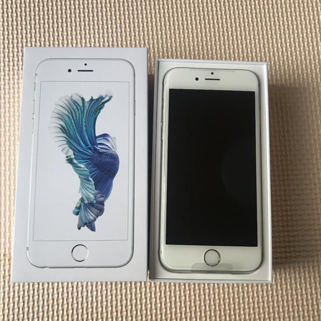 Apple(アップル)のiPhone6s 32G SIMフリー新品 スマホ/家電/カメラのスマートフォン/携帯電話(スマートフォン本体)の商品写真