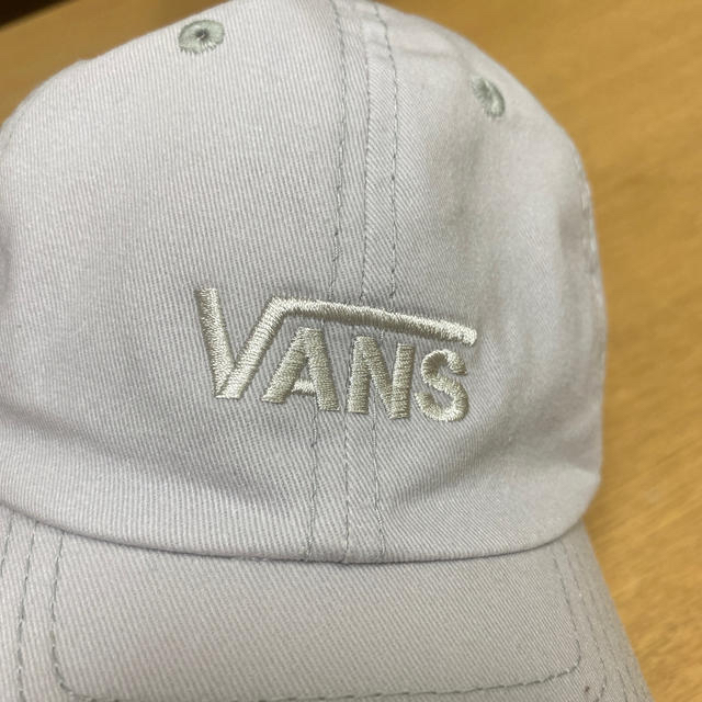 VANS(ヴァンズ)のふぁいちゃん様専用　　　VANS キャップ レディースの帽子(キャップ)の商品写真