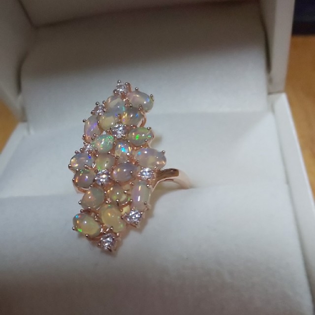 天然ゴージャスオパールリング💍 レディースのアクセサリー(リング(指輪))の商品写真