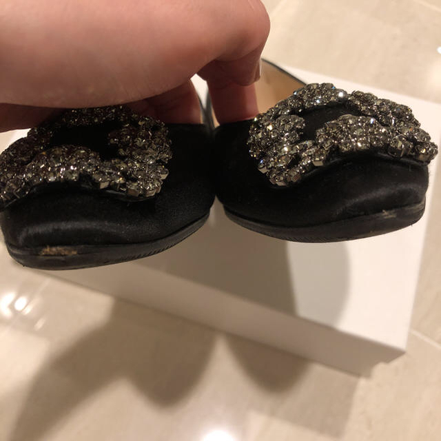 MANOLO BLAHNIK(マノロブラニク)のお取り置き　専用です⭐︎ マノロブラニク　ハンギシ　黒　⭐︎ レディースの靴/シューズ(バレエシューズ)の商品写真