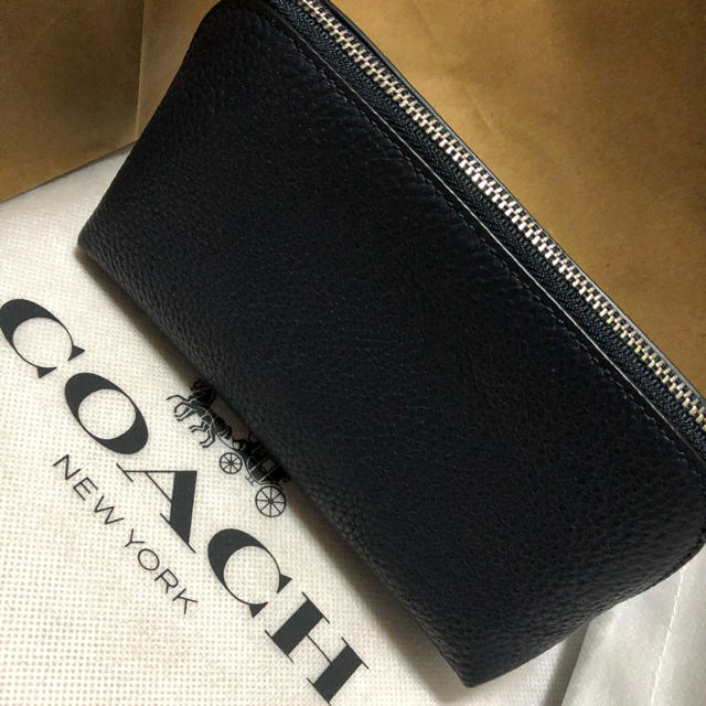 COACH(コーチ)のコーチ　ディズニー　ポーチ　コスメ レディースのファッション小物(ポーチ)の商品写真
