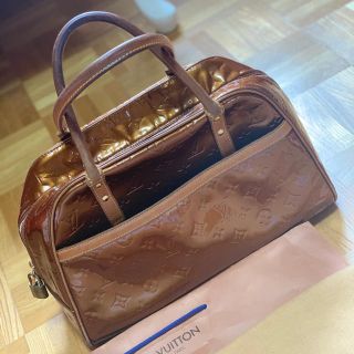 ルイヴィトン(LOUIS VUITTON)のルイヴィトン　バッグ　ヴェルニ　トンプキンス　正規品(ハンドバッグ)