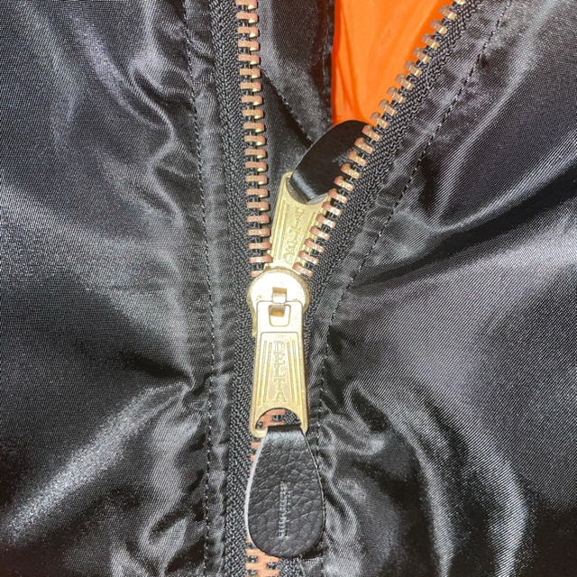 Balenciaga(バレンシアガ)のzzy様　専用 メンズのジャケット/アウター(ブルゾン)の商品写真