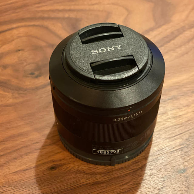 SONY(ソニー)のSONY SEL35F28z レンズプロテクター、箱付き スマホ/家電/カメラのカメラ(レンズ(単焦点))の商品写真