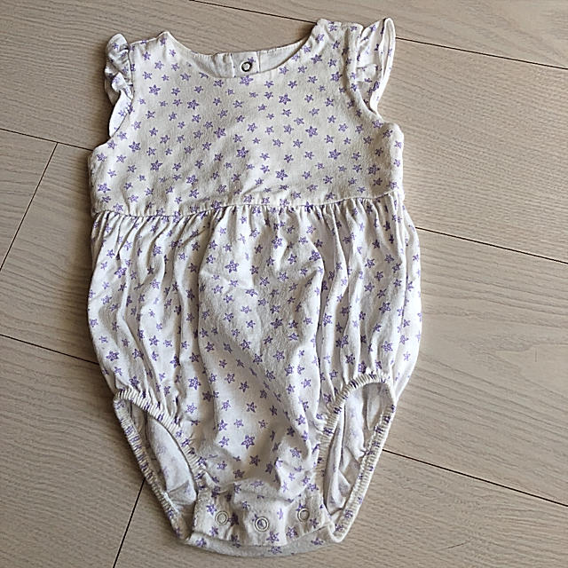 babyGAP(ベビーギャップ)のbaby gap ロンパース　60 キッズ/ベビー/マタニティのベビー服(~85cm)(ロンパース)の商品写真