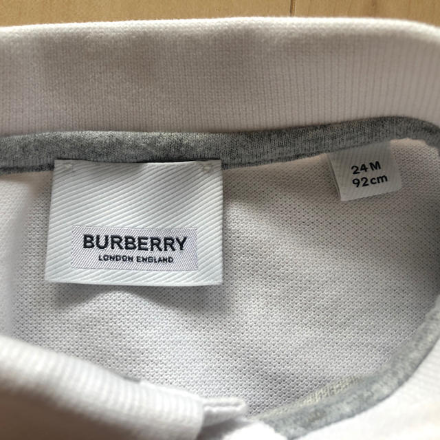 BURBERRY(バーバリー)のバーバリーチルドレン　ポロシャツ　ボーイ　24M(92cm) キッズ/ベビー/マタニティのキッズ服男の子用(90cm~)(Tシャツ/カットソー)の商品写真