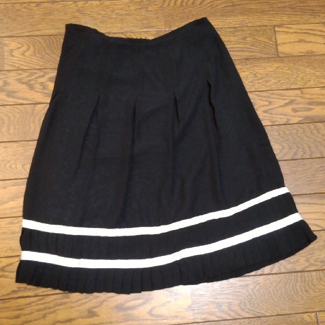 スカート　レディース　黒　ブラック レディースのスカート(ひざ丈スカート)の商品写真