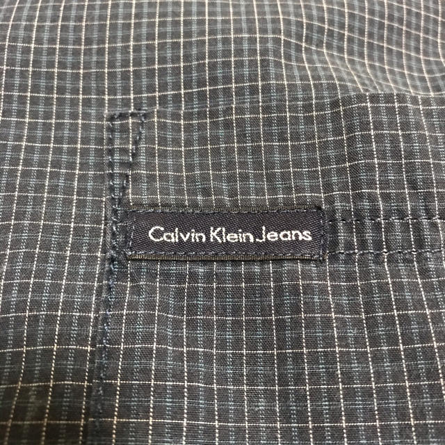 Calvin Klein(カルバンクライン)のカルバンクライン 長袖シャツ L ネイビー チェック ネームタグ メンズのトップス(シャツ)の商品写真