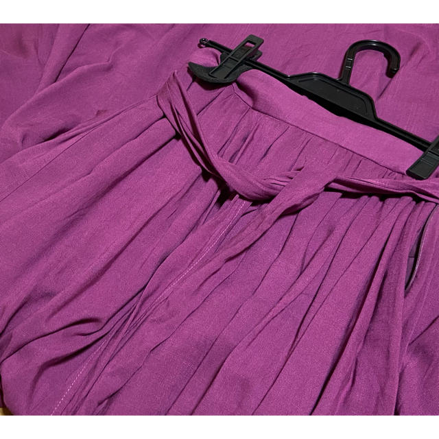 MERCURYDUO(マーキュリーデュオ)のマーキュリーデュオ　イレヘムロングスカート ワンピ　ブラウス　セットアップ レディースのスカート(ロングスカート)の商品写真