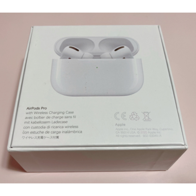Apple(アップル)のAirPods Pro (ほぼ未使用) スマホ/家電/カメラのオーディオ機器(ヘッドフォン/イヤフォン)の商品写真