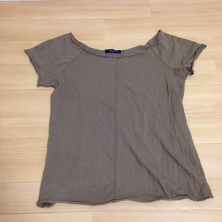 コムサイズム(COMME CA ISM)のカーキ色TシャツM(Tシャツ(半袖/袖なし))