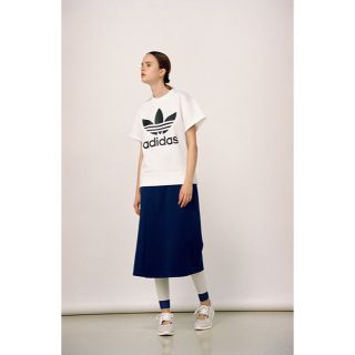 ハイク(HYKE)のHYKE ×adidas originals パンツ(ハーフパンツ)