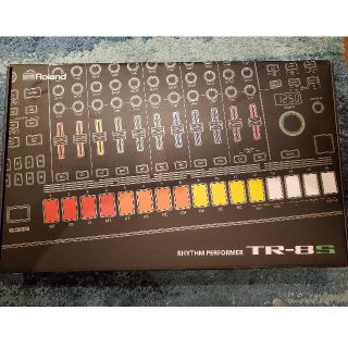 ローランド(Roland)の【美品】Roland TR-8S リズムマシン(音源モジュール)