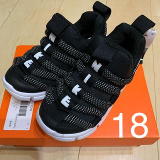 ナイキ(NIKE)のNIKE ナイキ　ノーヴィス　ブラック　ダイナモフリー  ブラック　18(スニーカー)