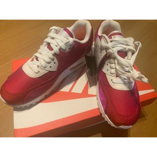 ナイキ(NIKE)のNike エアマックス90レディースピンク新品23.5(スニーカー)