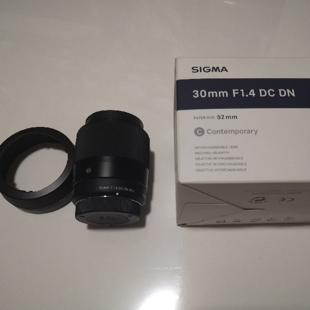 SIGMA(シグマ)のSIGMA 30mm f1.4 マイクロフォーサーズ用 m43 単焦点 スマホ/家電/カメラのカメラ(レンズ(単焦点))の商品写真