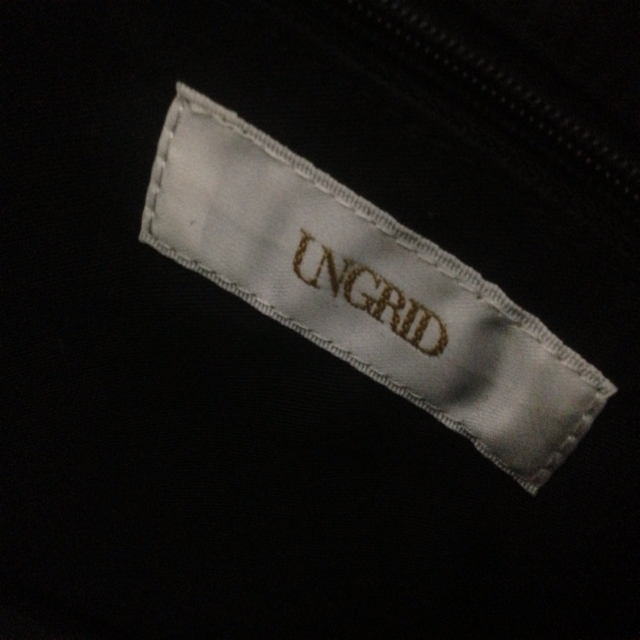 Ungrid(アングリッド)のungrid フリンジレザーバッグ レディースのバッグ(ショルダーバッグ)の商品写真