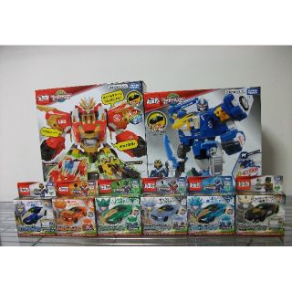 タカラトミー(Takara Tomy)のトミカ絆合体　アースグランナー　レオチータ　イーグルシャーク　コアグランナー等(ミニカー)