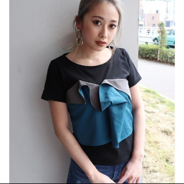 MURUA(ムルーア)のMURUA バイカラードッキングTシャツ レディースのトップス(Tシャツ(半袖/袖なし))の商品写真